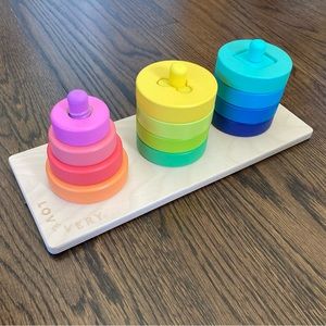 Lovevery Twist & Pivot Pattern Puzzle